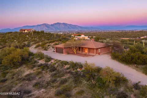 5420 N Blue Bonnet Rd, Tucson, AZ 85745