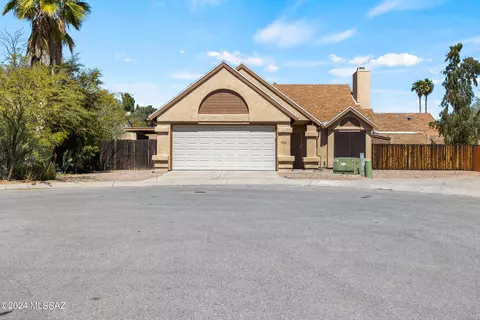 7861 N Viewpointe Cir, Tucson, AZ 85741