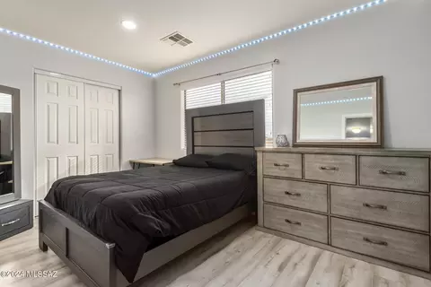 Bedroom - 3768 E Felix Blvd, Tucson, AZ 85706 photo 6 of 10