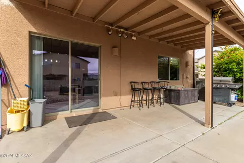 Exterior - 3768 E Felix Blvd, Tucson, AZ 85706 photo 5 of 7