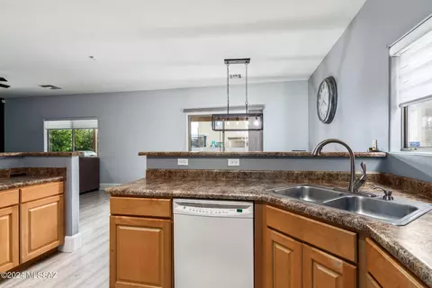 Kitchen - 3768 E Felix Blvd, Tucson, AZ 85706 photo 2 of 3