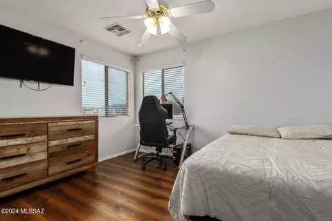 Bedroom - 3768 E Felix Blvd, Tucson, AZ 85706 photo 4 of 10