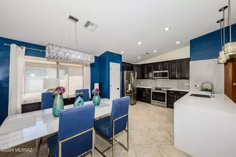 Dining - 4118 E Shadow Branch Dr, Tucson, AZ 85756 photo 3 of 4