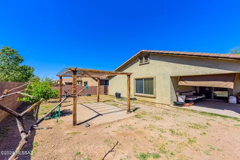 Exterior - 4118 E Shadow Branch Dr, Tucson, AZ 85756 photo 6 of 7