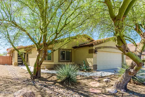 Exterior - 4118 E Shadow Branch Dr, Tucson, AZ 85756 photo 2 of 7
