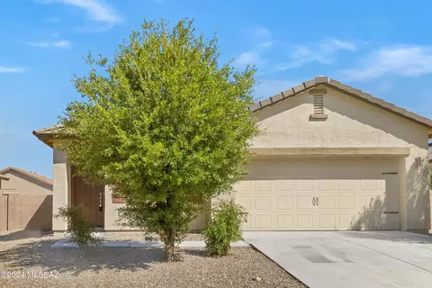 8290 W Screech Owl Dr, Tucson, AZ 85757
