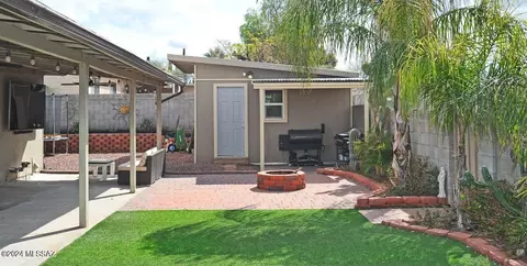 Exterior - 9512 E Myra Dr, Tucson, AZ 85730 photo 3 of 14