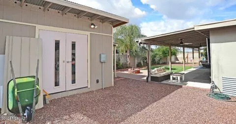 Exterior - 9512 E Myra Dr, Tucson, AZ 85730 photo 9 of 14