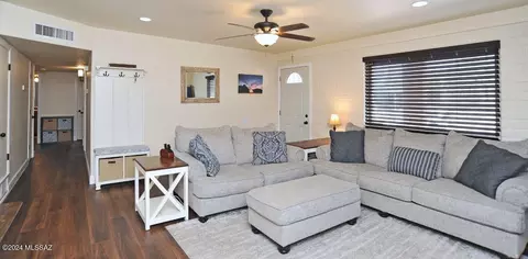 Living - 9512 E Myra Dr, Tucson, AZ 85730 photo 2 of 3