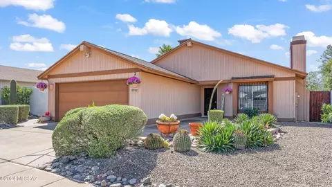 9988 E Leila Dr, Tucson, AZ 85730