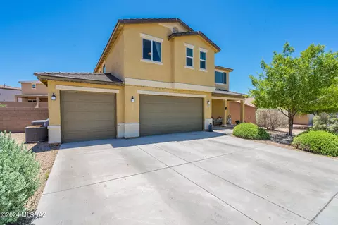 509 W Charles L Mckay St, Vail, AZ 85641