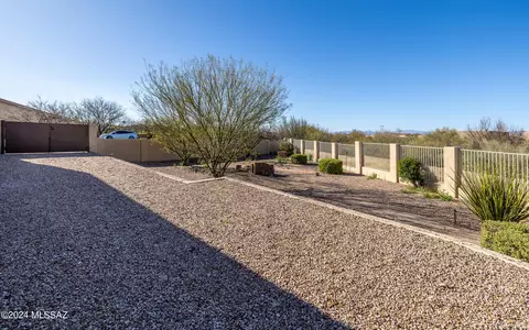 View/Area - 13835 S Galloping Dee Ct, Vail, AZ 85641 photo 4 of 7