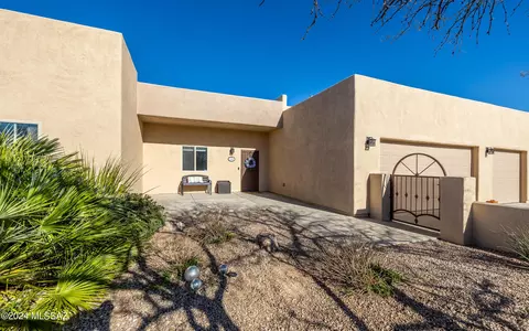 Exterior - 13835 S Galloping Dee Ct, Vail, AZ 85641 photo 5 of 14