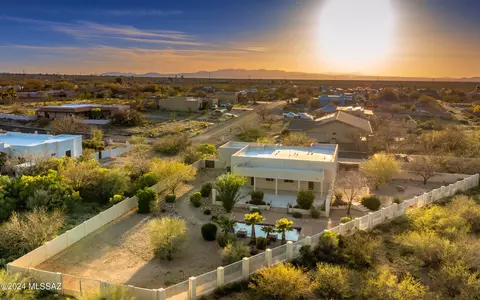 View/Area - 13835 S Galloping Dee Ct, Vail, AZ 85641 photo 1 of 7
