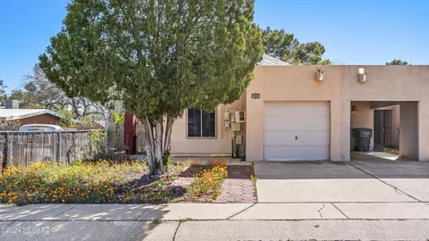 2048 N Frances Blvd, Tucson, AZ 85712