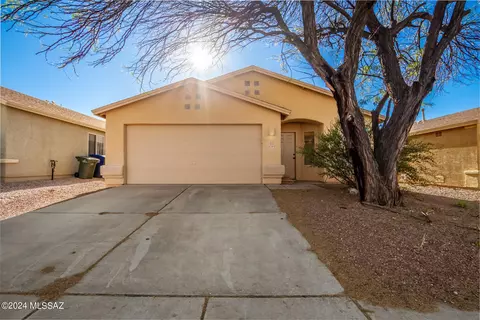 8300 S Lost Mountain Rd, Tucson, AZ 85747