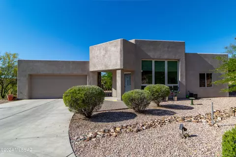 5702 E Rio Verde Vista Dr, Tucson, AZ 85750