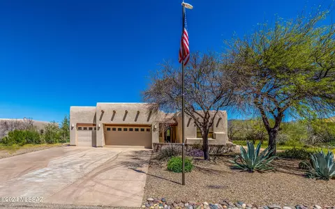 14235 E Placita Rancho Loma Alta, Vail, AZ 85641
