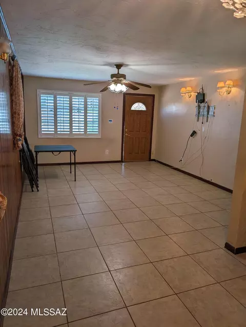 Entry Way - 2326 E 19th St, Tucson, AZ 85719 photo 1 of 2