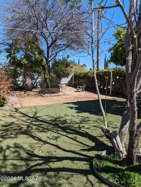 View/Area - 2326 E 19th St, Tucson, AZ 85719 photo 1 of 1