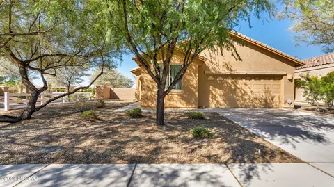 12661 N Greenberry Dr, Marana, AZ 85653