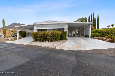 6102 W Lazy Heart St, Tucson, AZ 85713