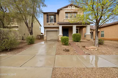 7060 S Ladys Thumb Ln, Tucson, AZ 85756