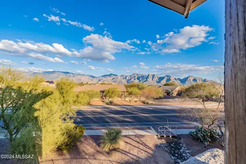 655 W Vistoso Highlands Dr #212, Oro Valley, AZ 85755