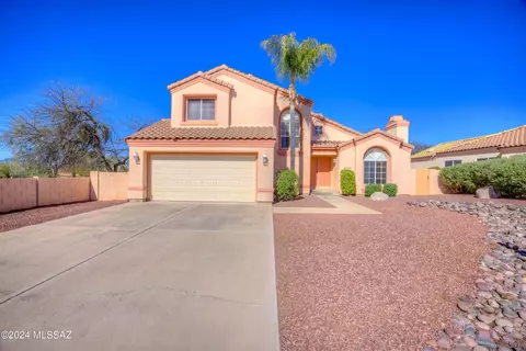 9801 N Red Meadow Pl, Tucson, AZ 85742
