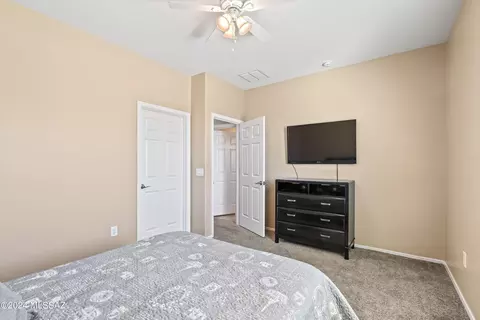 Bedroom - 9427 E Avellanet Ln, Vail, AZ 85641 photo 3 of 4