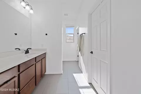 10020 E Camelback Trl, Tucson, AZ 85747 photo 26
