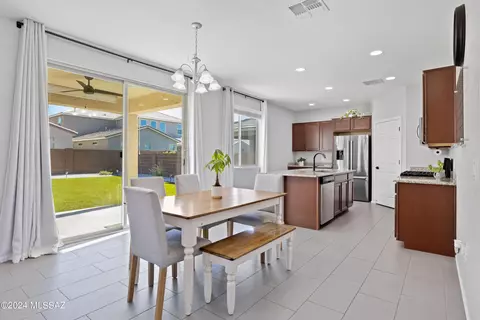 10020 E Camelback Trl, Tucson, AZ 85747 photo 8