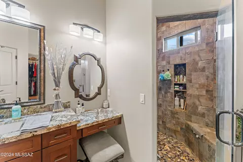 Bath - 2540 E Lomas Dr, Vail, AZ 85641 photo 2 of 5