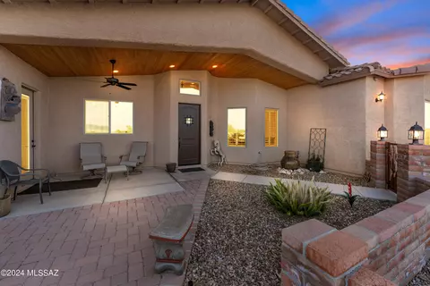 Exterior - 2540 E Lomas Dr, Vail, AZ 85641 photo 13 of 18