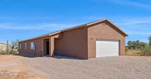 5767 N Avra Rd, Tucson, AZ 85743