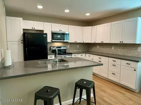 6573 E Calle La Paz #A, Tucson, AZ 85715