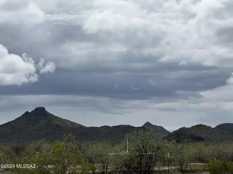 8020 N Fellars Well Trl, Marana, AZ 85653