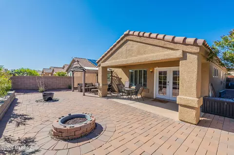 Exterior - 10468 E Oakbrook St, Tucson, AZ 85747 photo 4 of 6
