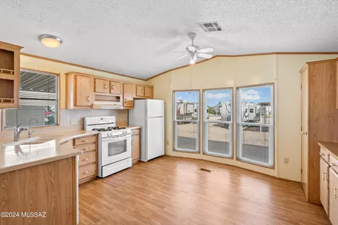 13377 N Sandario Rd #62, Marana, AZ 85653
