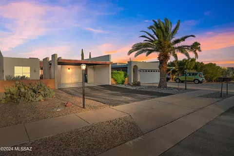606 W Rio San Pedro, Green Valley, AZ 85614