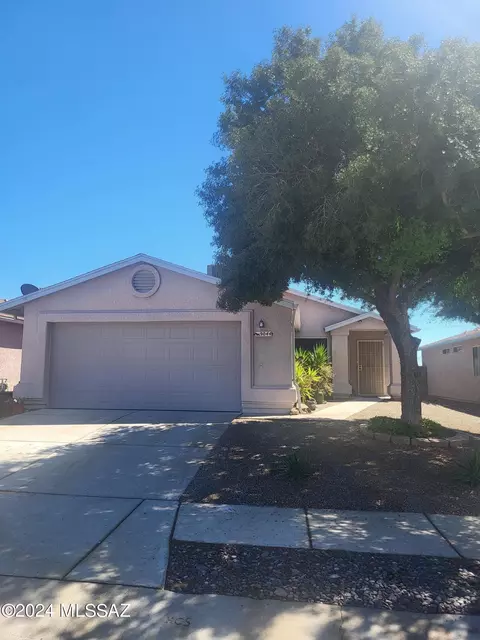9044 E Alderpoint Way, Tucson, AZ 85730