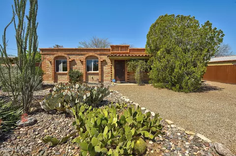 2111 N Sycamore Blvd, Tucson, AZ 85712