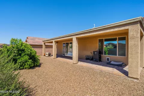 Exterior - 13974 E Barouche Dr, Vail, AZ 85641 photo 4 of 18