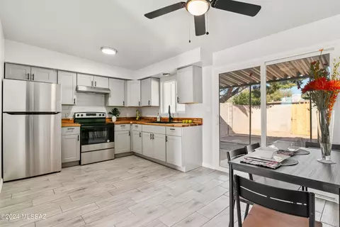 6906 E Golf Links Cir, Tucson, AZ 85730