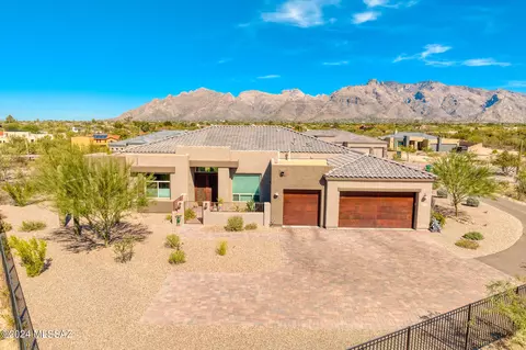 605 E Agave Dr, Tucson, AZ 85704