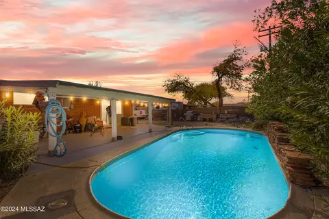 7253 E Pierce St, Tucson, AZ 85710