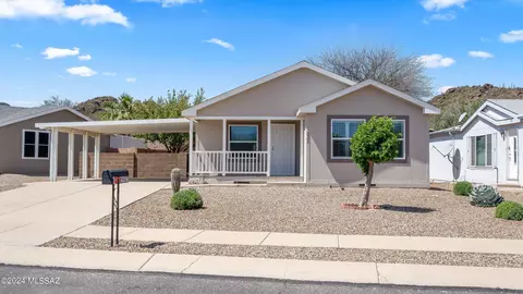 8987 N Valgrind Ln, Tucson, AZ 85743
