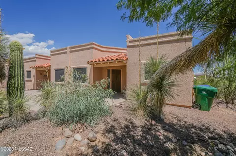 1750 W Camino Estelar, Green Valley, AZ 85622