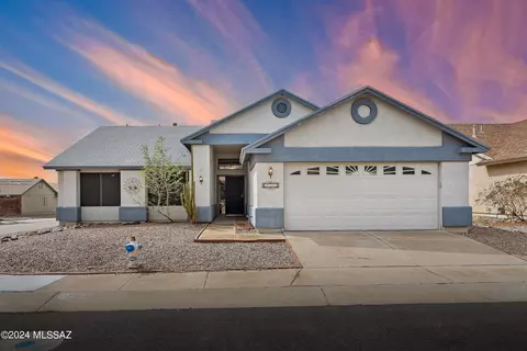 2741 W Camino Ebano, Tucson, AZ 85742