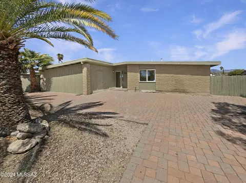 2441 S Kevin Dr, Tucson, AZ 85748